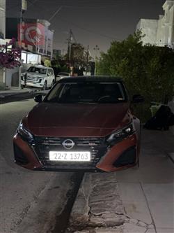نيسان ألتيما
